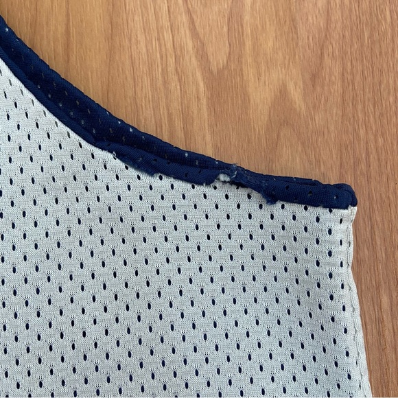 Vintage Nike Men’s Swoosh Logo Reversible Distressed Basketball Jersey Size XL - Picture 9 of 11